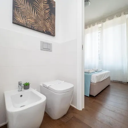 The Rent - Cozy Close To Navigli Milan